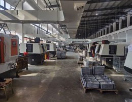 leeres Aluminiumgehäuse